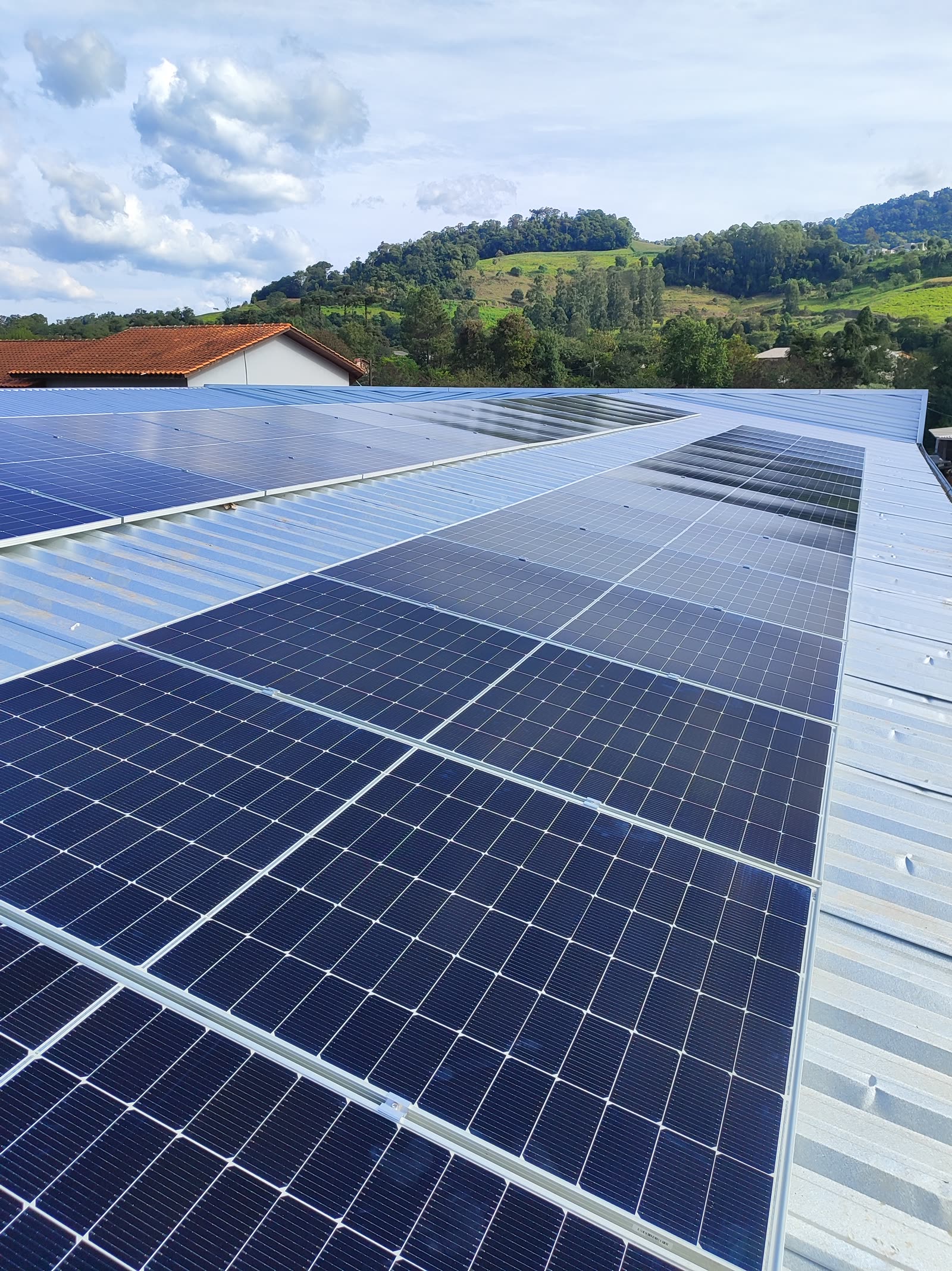 Instalação de energia solar SAFETY